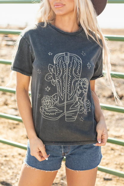 BOOTS & BLOOMS GRAPHIC TEE